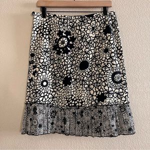 Moschino Cheap and Chic Black and Cream Midi Ruffle Skirt Size 10